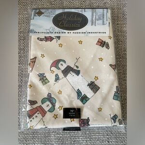 HOLIDAY CLASSICS "SNOWMEN" 70” Round TABLECLOTH 100 % Cotton Brand New